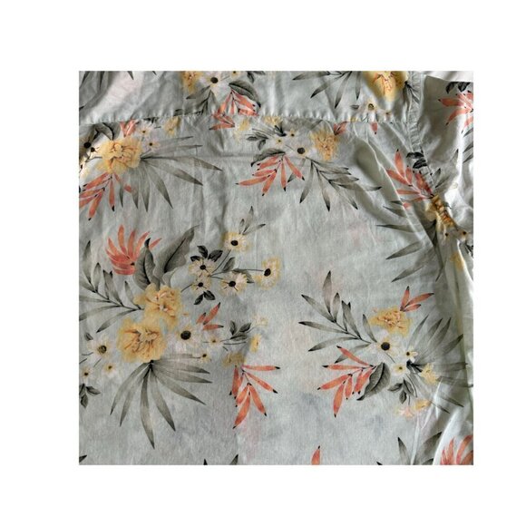 Old Navy men's tropical button down short sleeve top size M - Picture 3 of 4